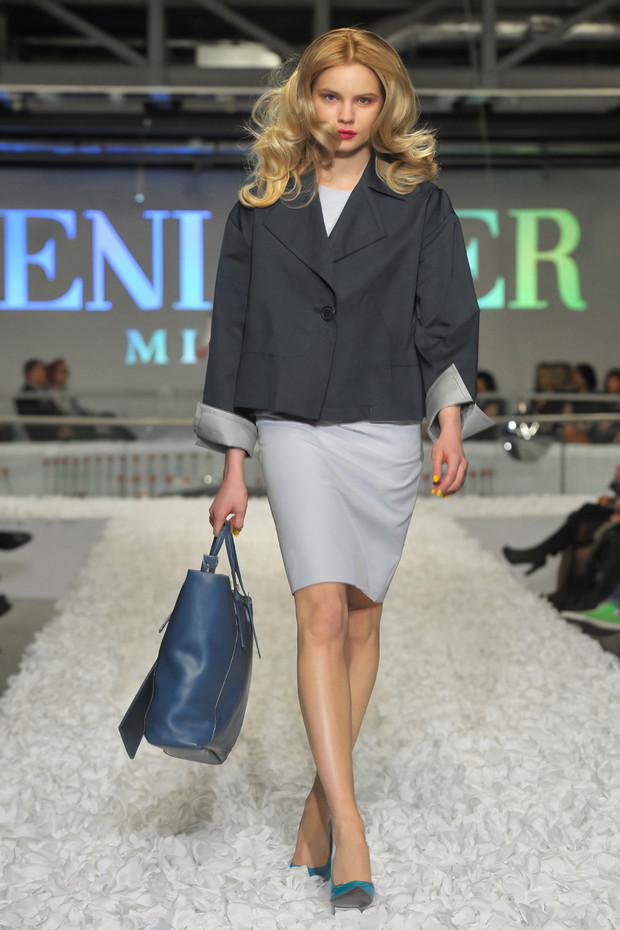 akpa20120109_denicler_jk_8363