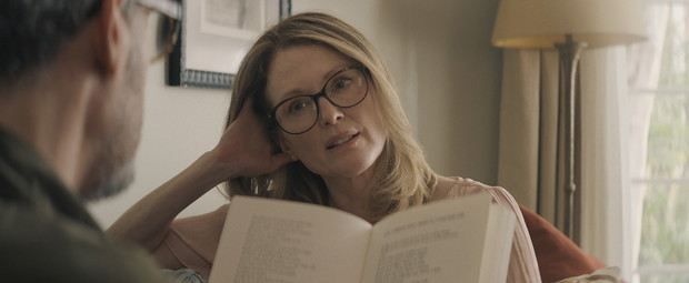 Kadr z filmu Gloria Bell z Julianne Moore