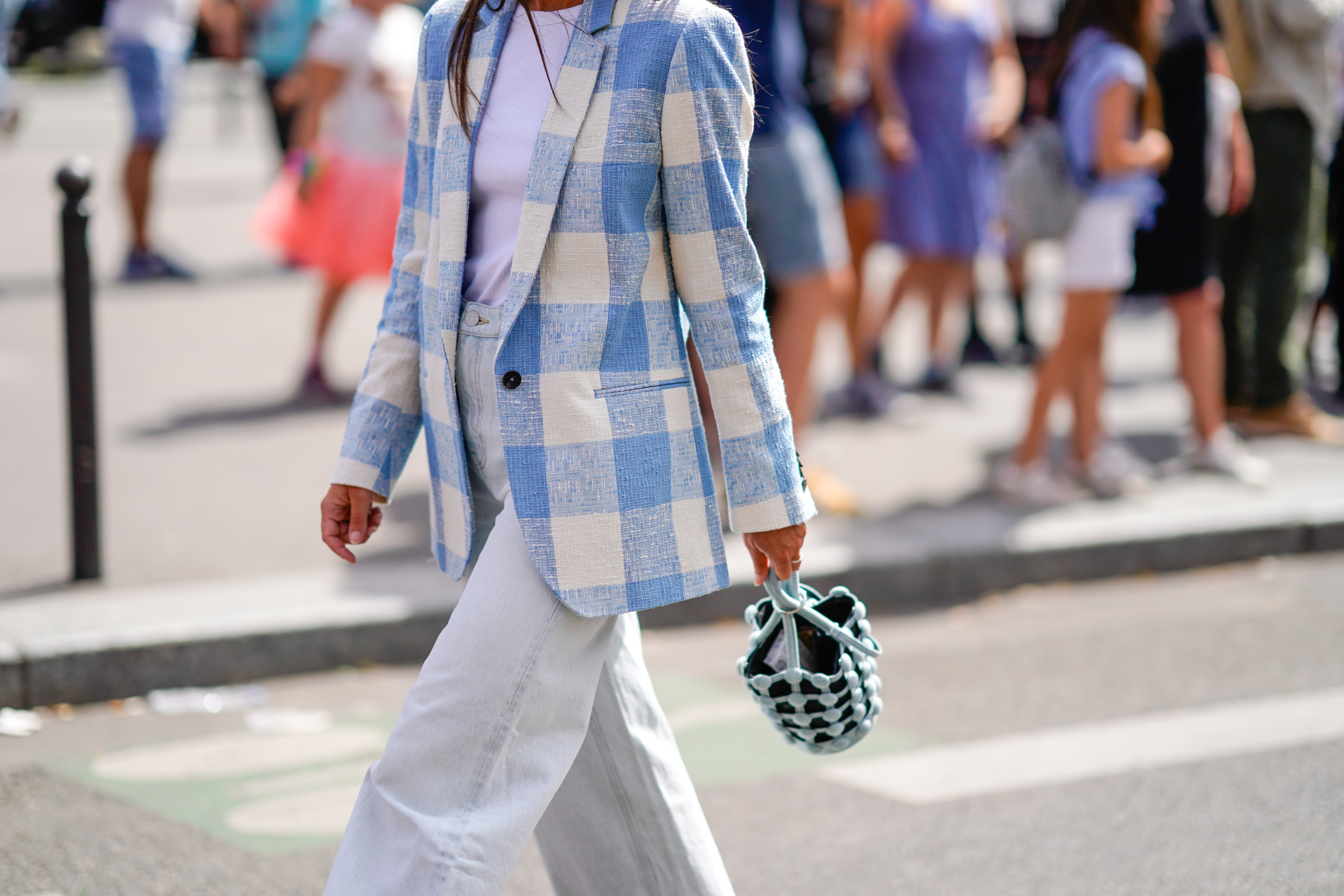 Street Style -Paris Fashion Week - Menswear Spring-Summer 2019 : Day Six