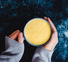 Penelope Cruz w blondzie jako Donatella Versace