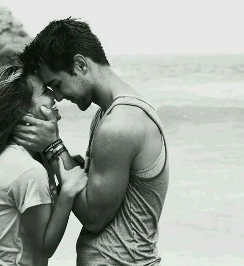 PRZYTULA I PATRZY W OCZY?