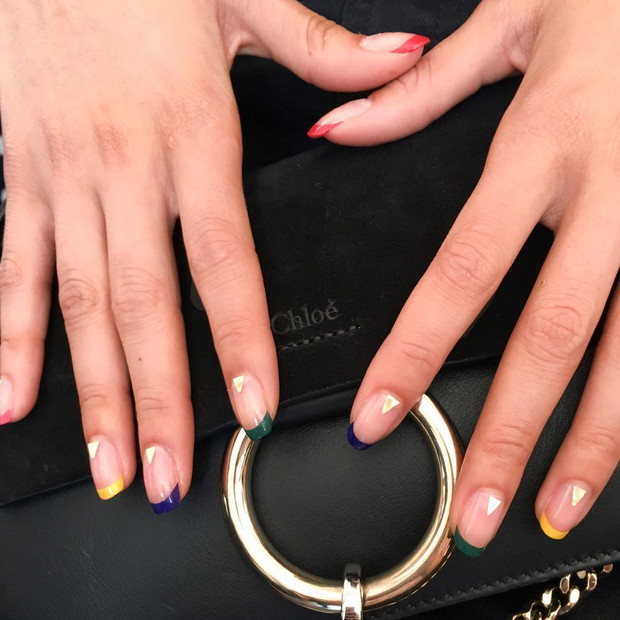 Transparentny manicure wiosna 2017