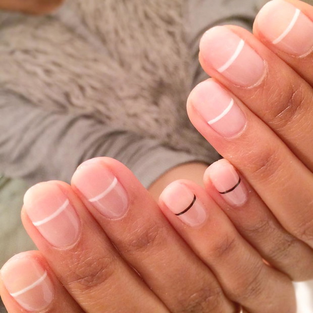 Transparentny manicure z wzorkami wiosna 2017