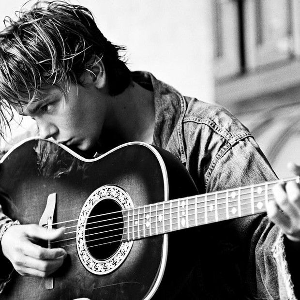 Mężczyzna Panna dba o porządek