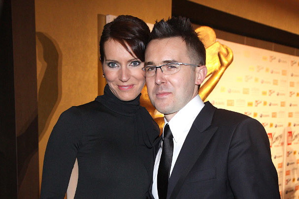 milosc-Maciek_Kurzajewski_z_zona_Paulina_Smaszcz_Kurzajewska