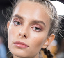 Jak sprawić, żeby oczy wyglądały na większe? 5 trików