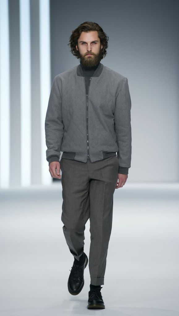 fknVBi0sRwE7dhAwH5z_aWcpaQrNzMmXGpW40o3_dnE