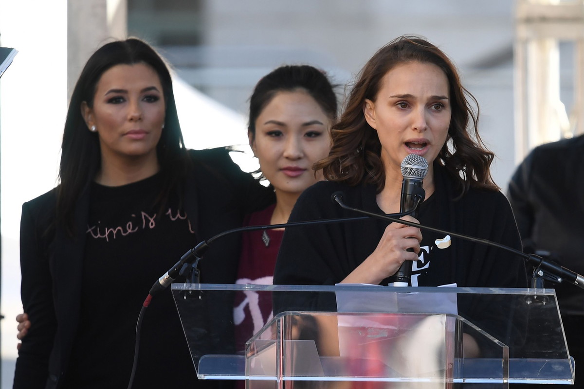 Natalie Portman podczas wystąpienia na Marszu Kobiet w Los Angeles
