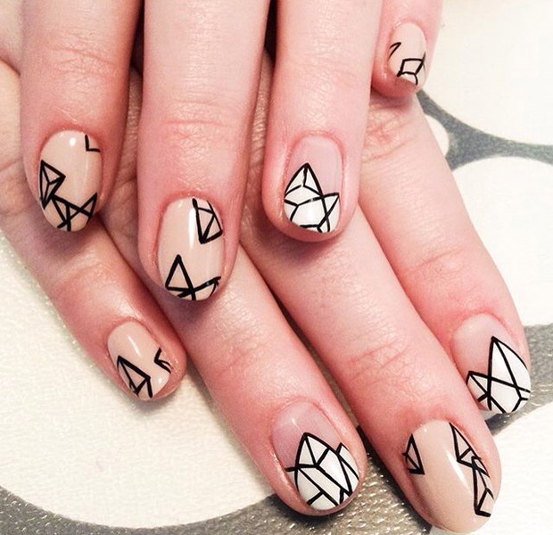 Paznokcie geometryczne