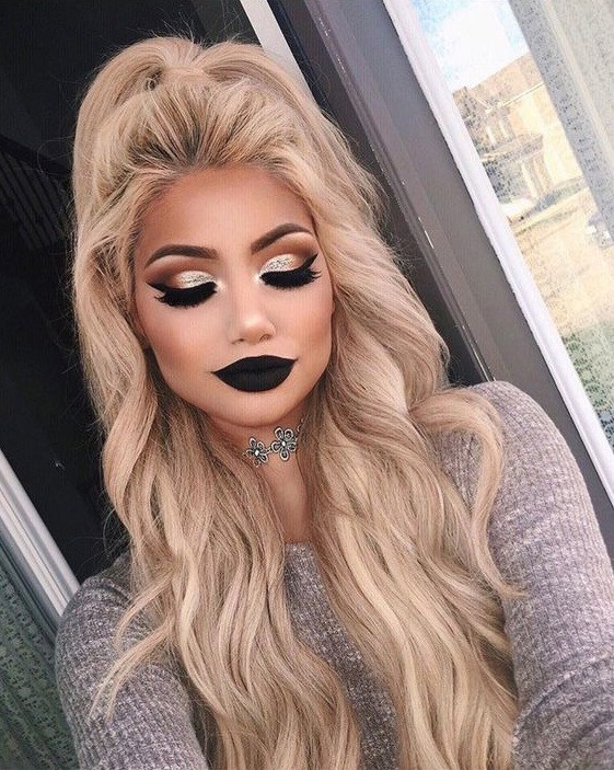 Nie nakładaj na twarz ton podkładu