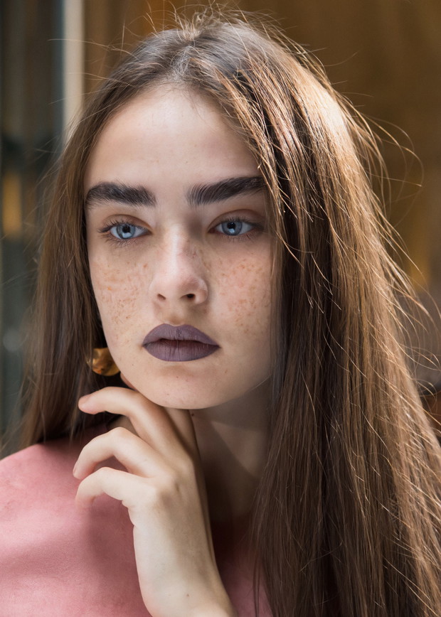 Panna - szara szminka