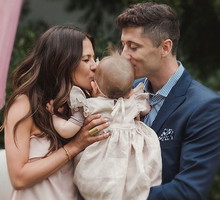 Robert Lewandowski z rodziną