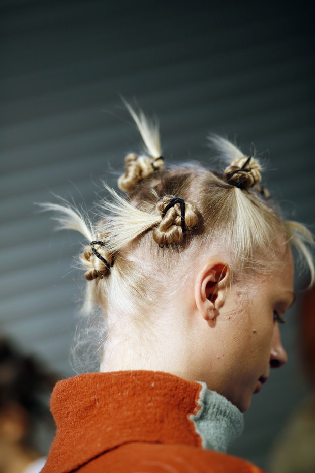 Poczuj klimat lat 90. i zainspiruj się Reni Jusis