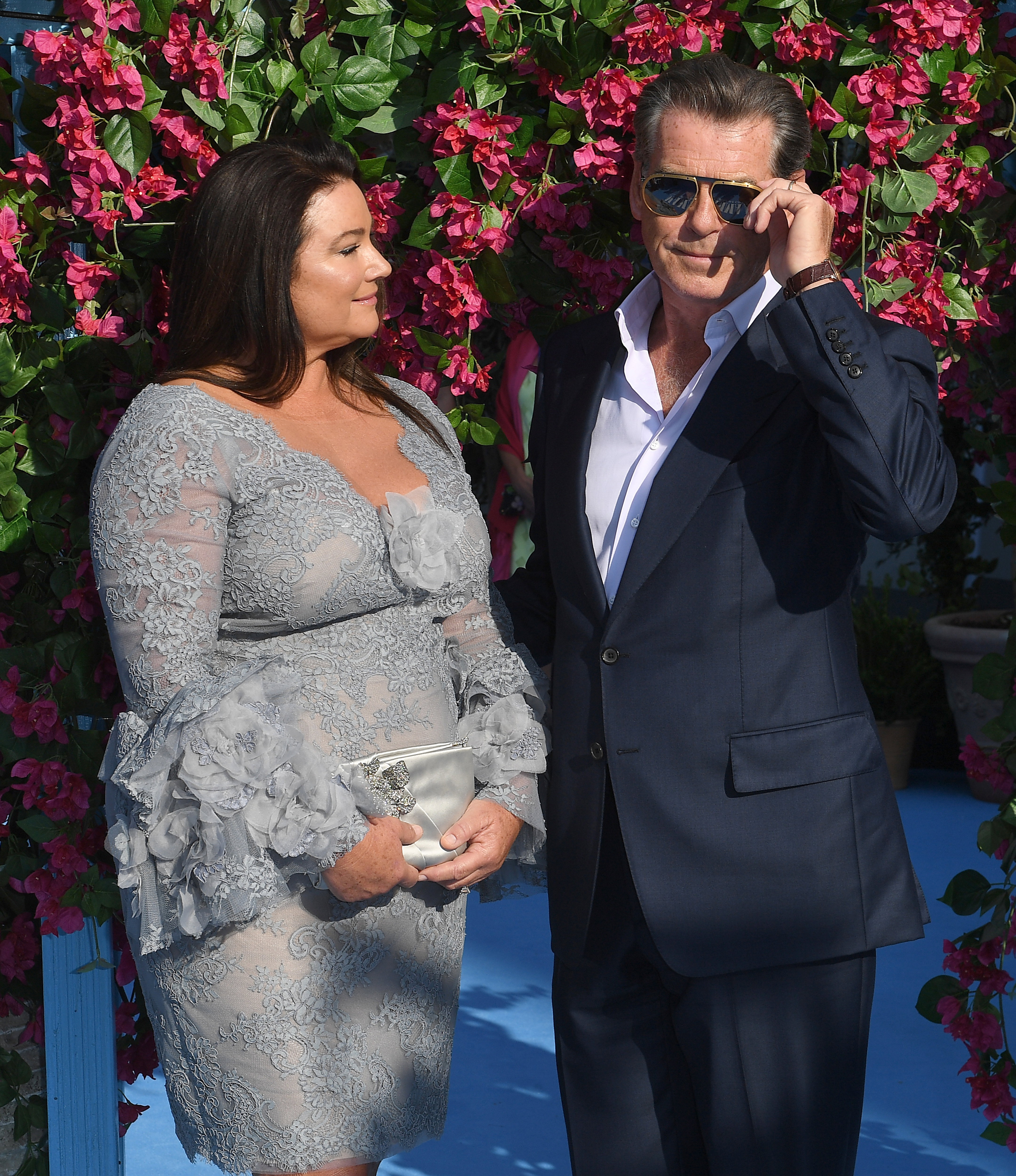 Pierce Brosnan z żoną na premierze "Mamma mia"