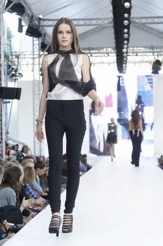 Q4jBvQHF5E3ySg1q19EJIJvZTHMG19ik_standard