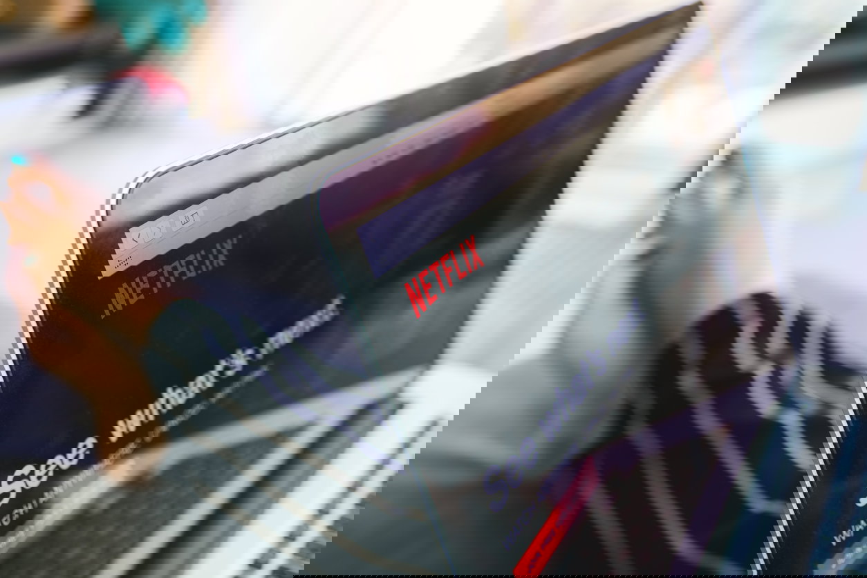 Netflix wprowadza reklamy i nowy cennik