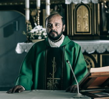 Kościół odpowiada na "Kler" Smarzowskiego?