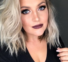 Modny makijaż ust na jesień: dark lips