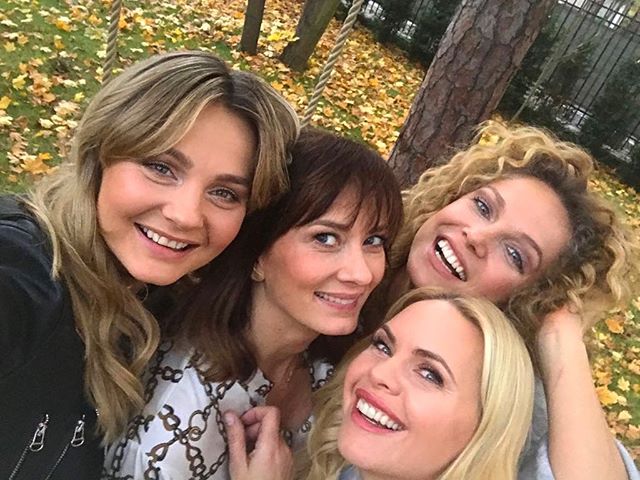 Małgorzata Socha na planie serialu "Przyjaciółki"