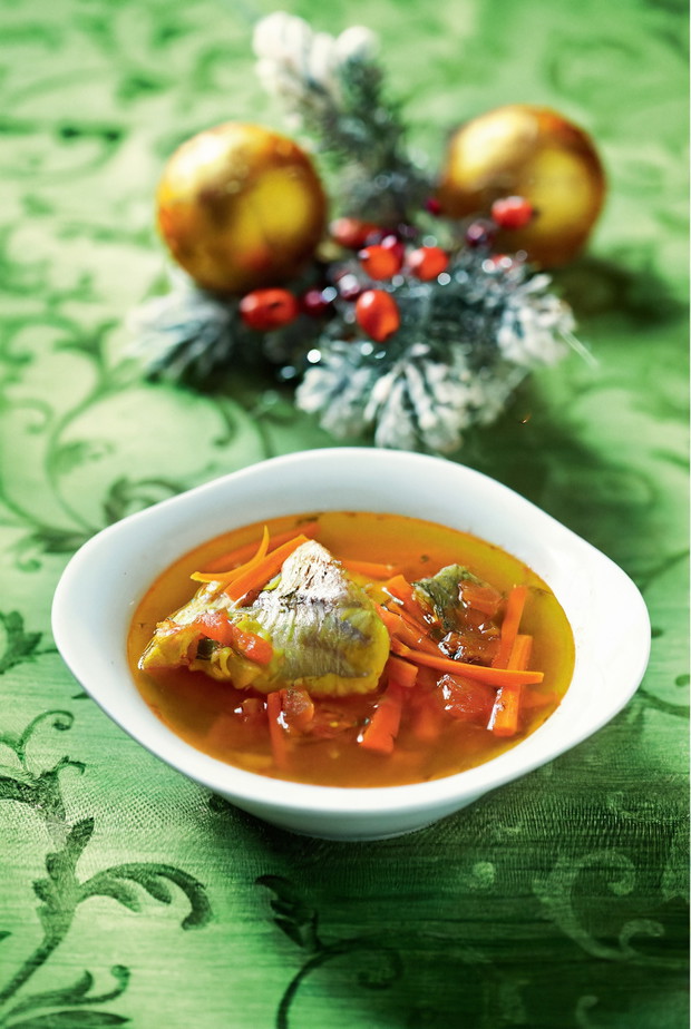 Zupa rybna z szafranem