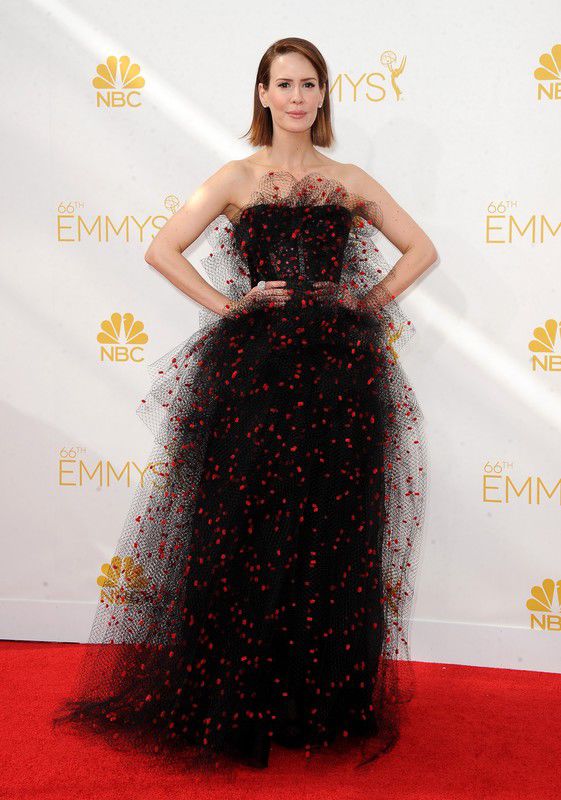 sarah-paulson-w-sukni-armani-prive-fot-east-news