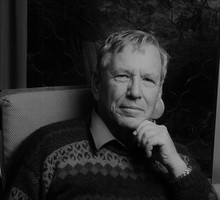 Amos Oz nie żyje