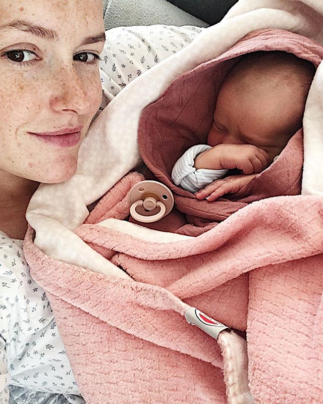 Olga Frycz wywołała burzę w sieci: poszło o zdjęcie z psem