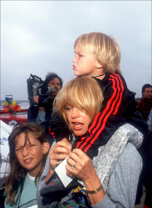 ALLONS_765102_Hawn__Hudson__Russell