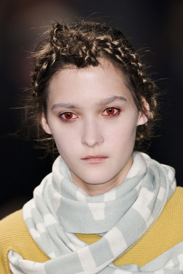 Undercover_bty_F14_005