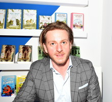 "Król" Szczepana Twardocha: nowy serial Canal Plus