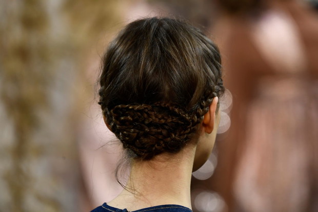 Fryzury z warkoczami