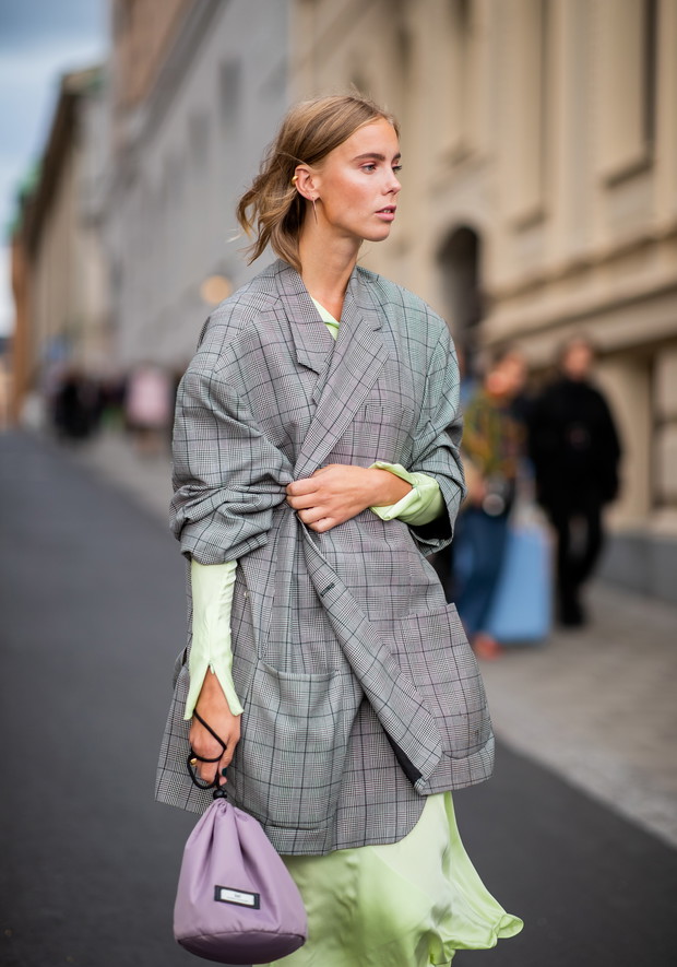 Sukienki na wiosnę 2019: trendy moda wiosna 2019