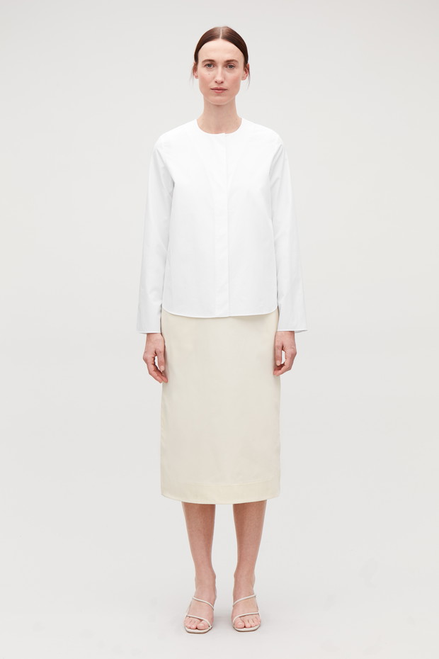 Biała koszula trendy wiosna 2019: po co nam biała koszula?