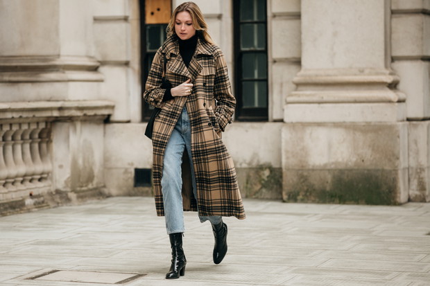 Jeans trendy moda wiosna 2019: moda uliczna wiosna 2019