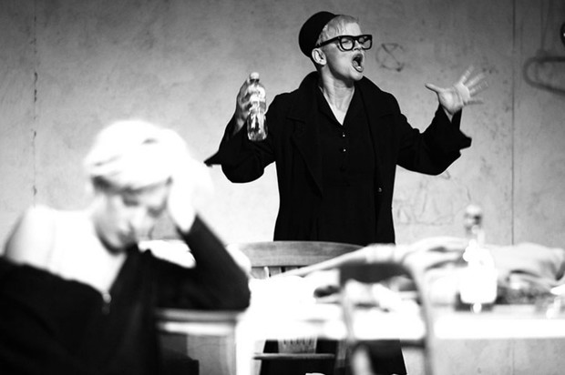 Co to znaczy WIDOWNIA LUPOWSKA?