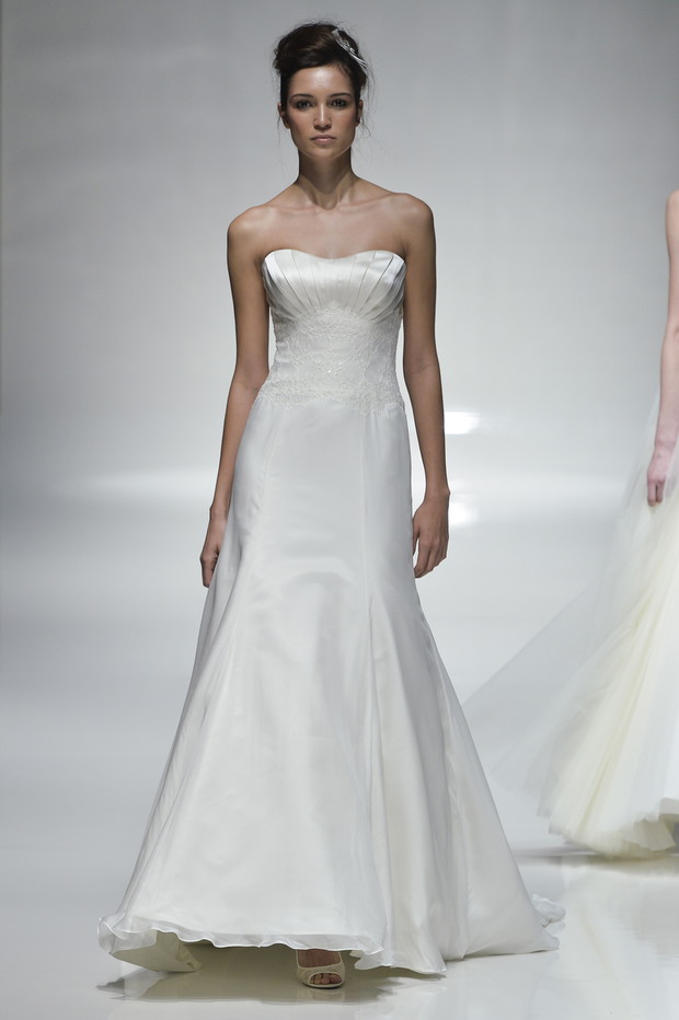 Ivory_and_Co_brd_S15_019