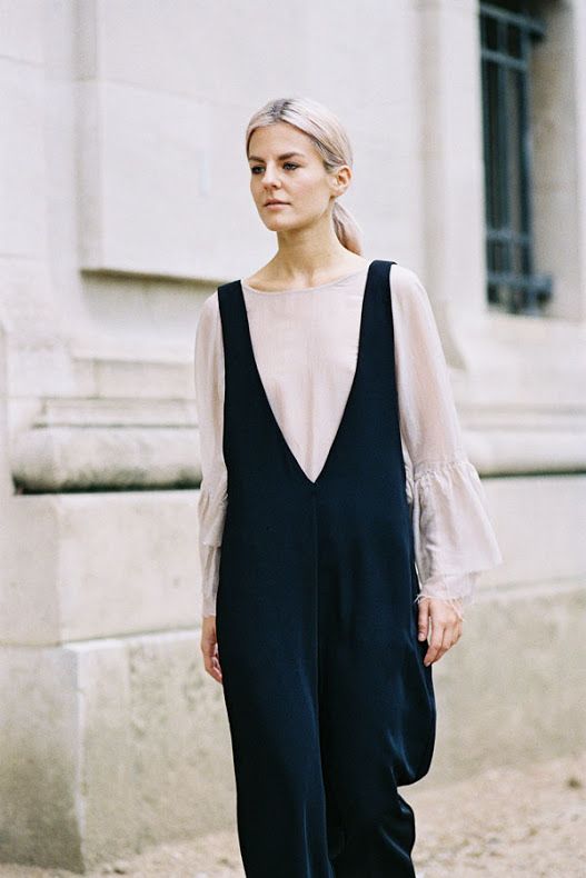 Głęboki dekolt wiosna 2017