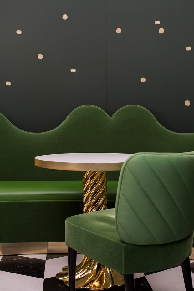 Ladurée Quai des Bergues projektu studio India Mahdavi
