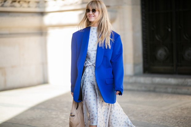 Sukienka w kwiaty: trendy moda lato 2019