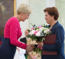 Agata Duda - Pierwsza Dama chce pensji?