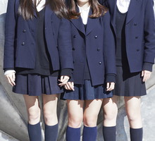 Dziewczynki w brytyjskich szkołach nie mogą nosić spódnic