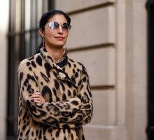 Street Style : Paris Fashion Week Womenswear Spring/Summer 2019 : Day Six