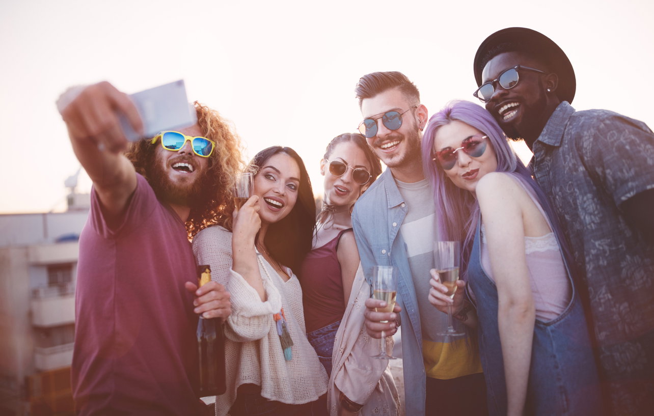 Be Famous - nowa platforma z udziałem influencerów. Jak działa?