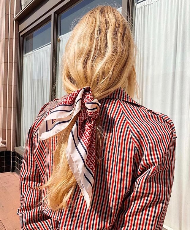 Nie susz i stylizuj gorącem włosów