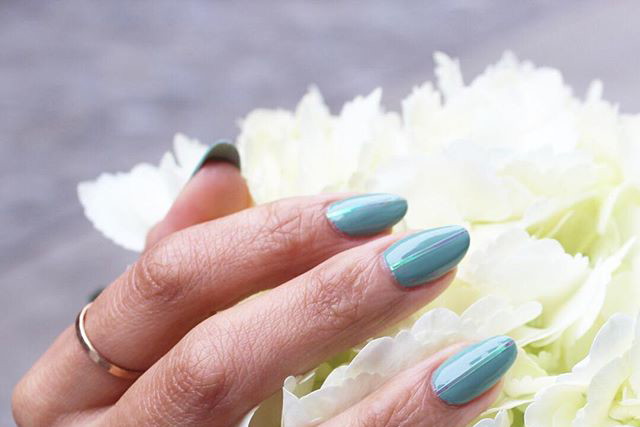 Jak przedłużyć trwałość manicure?