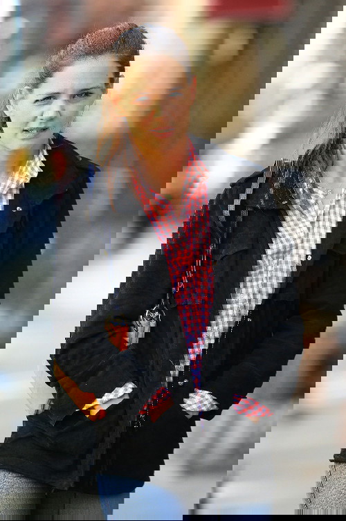 All-ONS_01309958-Katie_Holmes