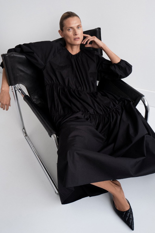 'Tent dress' gorącym trendem na jesień 2019