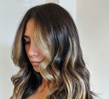 Modna koloryzacja 2020: chunky highlights