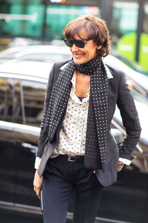 Sukienki i bluzki w grochy na jesień 2017