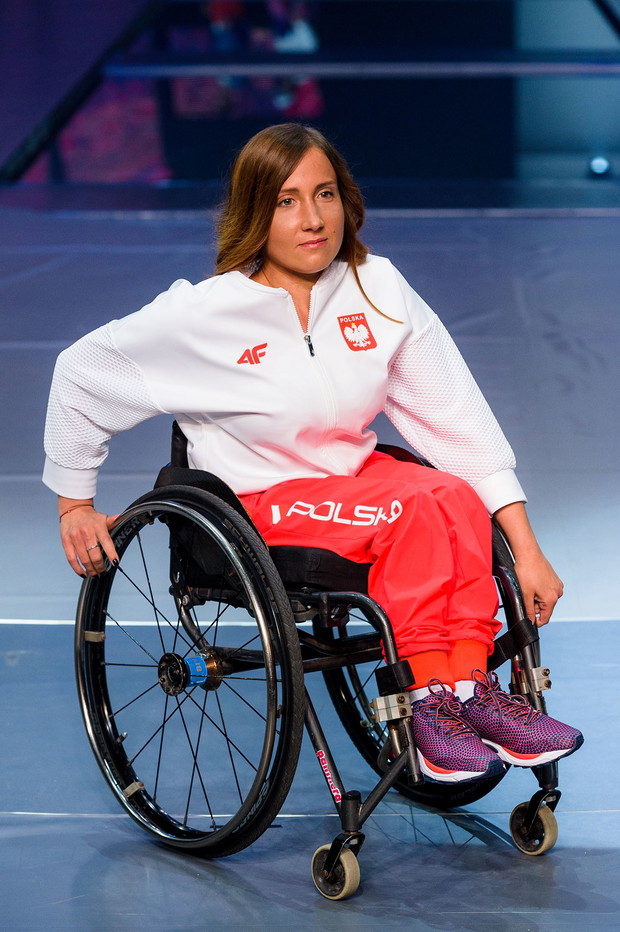 155_4F_160516_web_fot_Filip_Okopny_Fashion_Images